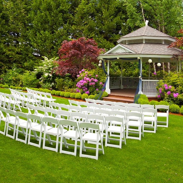 our wedding & event trailers include amenities such as air conditioning, heating, and restroom facilities